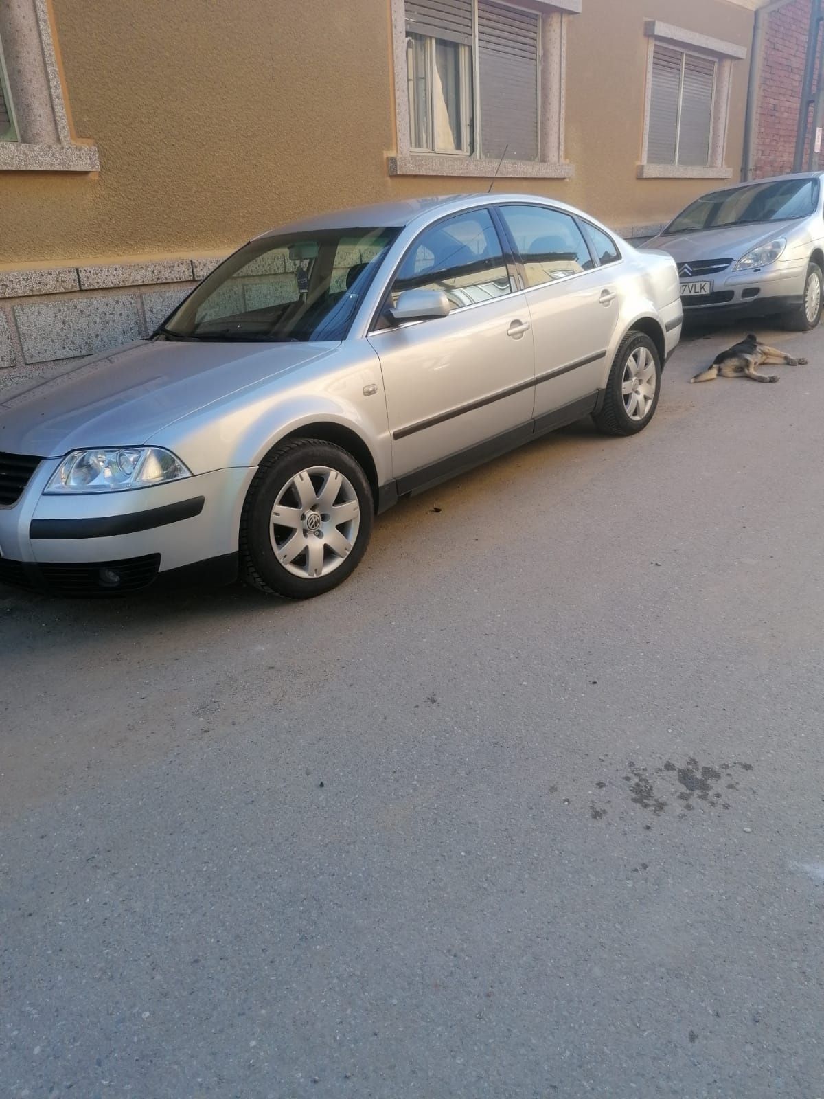 Vând pasat B5 an 2003