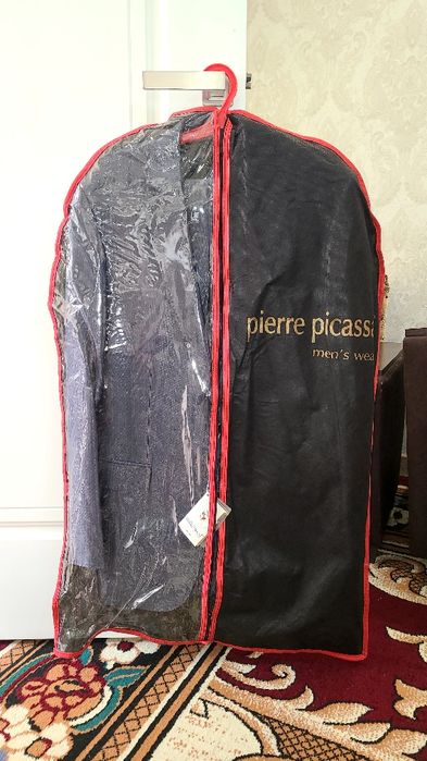 Костюм шим турецкий сотилади 52 размерда йенги кийилмаган