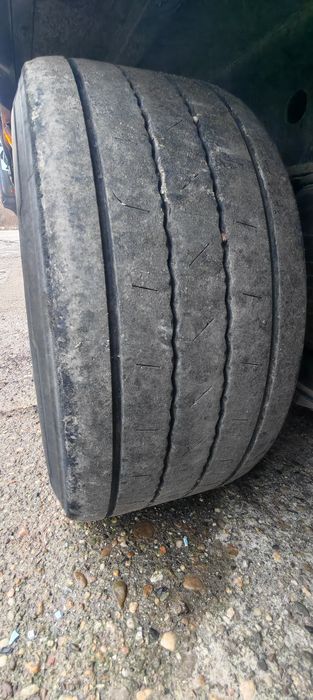 Vând semiremorca Krone mega