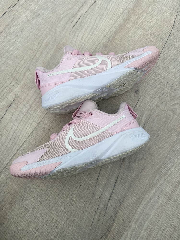 Nike маратонки