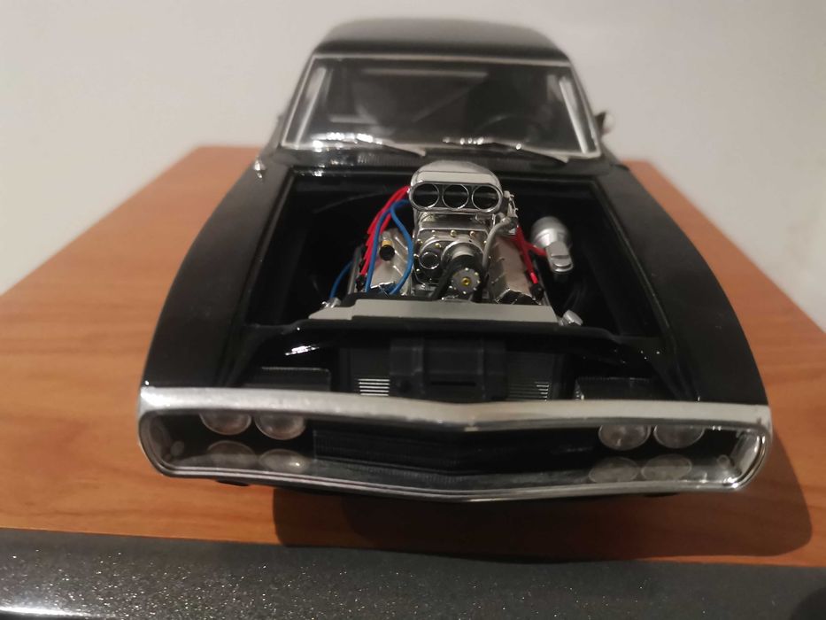 1:18 Hot wheels elite dodge charger