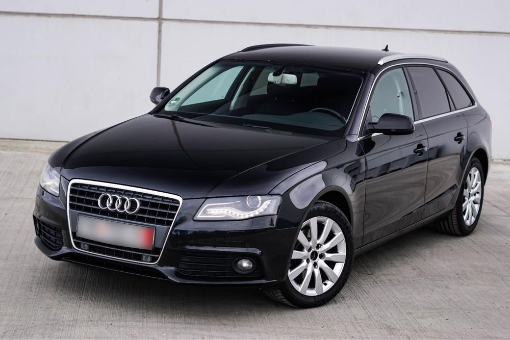 Audi A4 B8 143CP Led / Xenon / Navi / Zoll Valabil