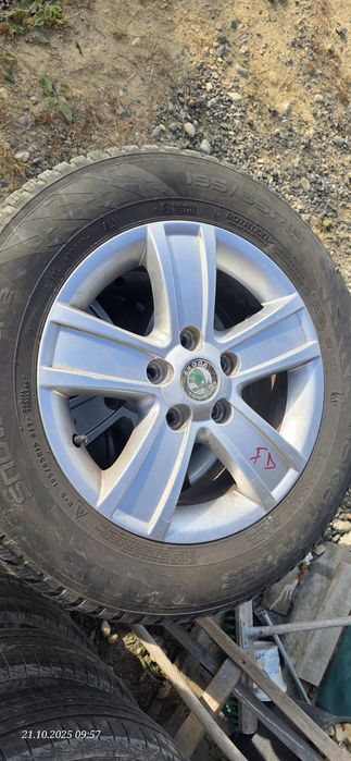 De vânzare jante originale Skoda plus anvelope iarna