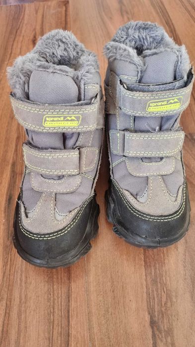 Зимни боти, водоустойчиви