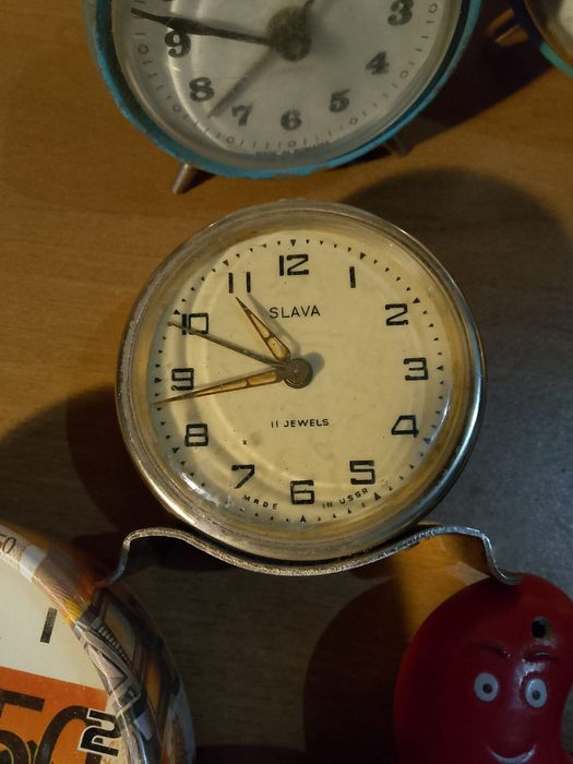 Ceasuri de masa vintage
