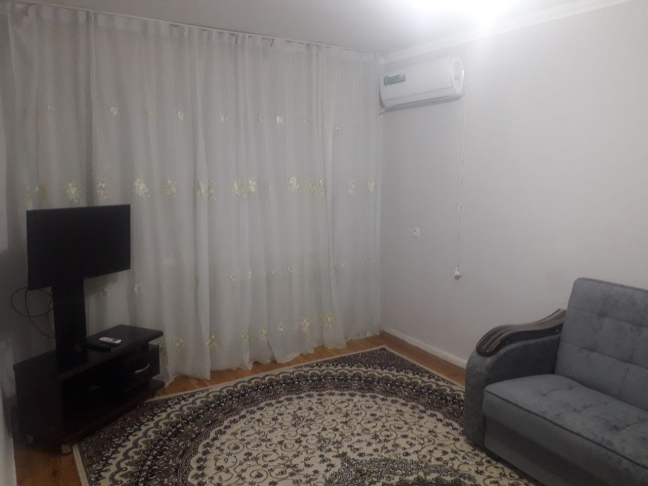 Arendaga beriladi yakkasaroy 1 xona