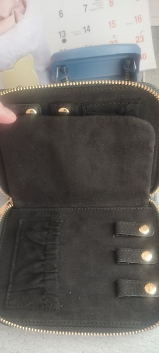 Портмоне за пътуване -козметика