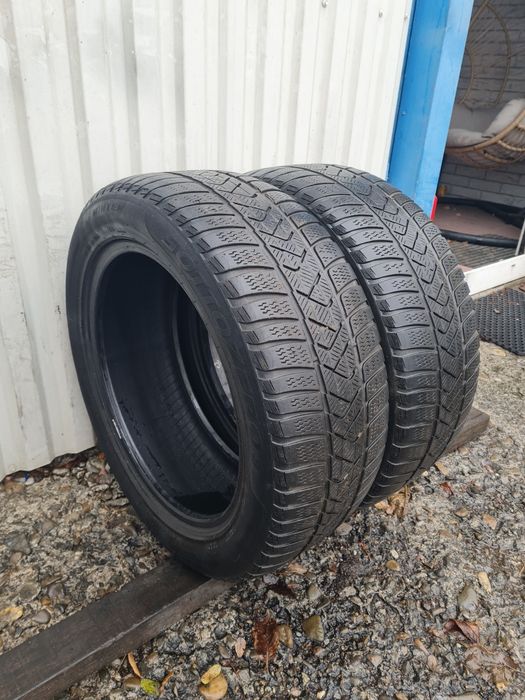 2 Anvelope de iarna*215/55R17*Pirelli*LICHIDARE STOC*75 Lei Buc*