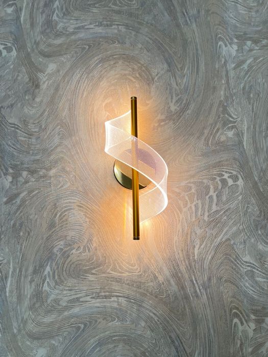 Бра очень красивая