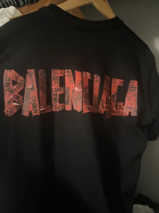 Tricou Balenciaga