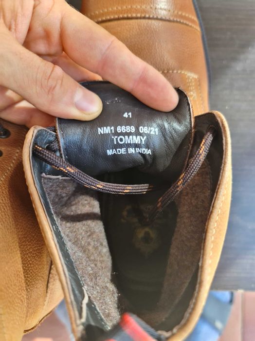 Ghete piele naturală Base London Tommy-NOI