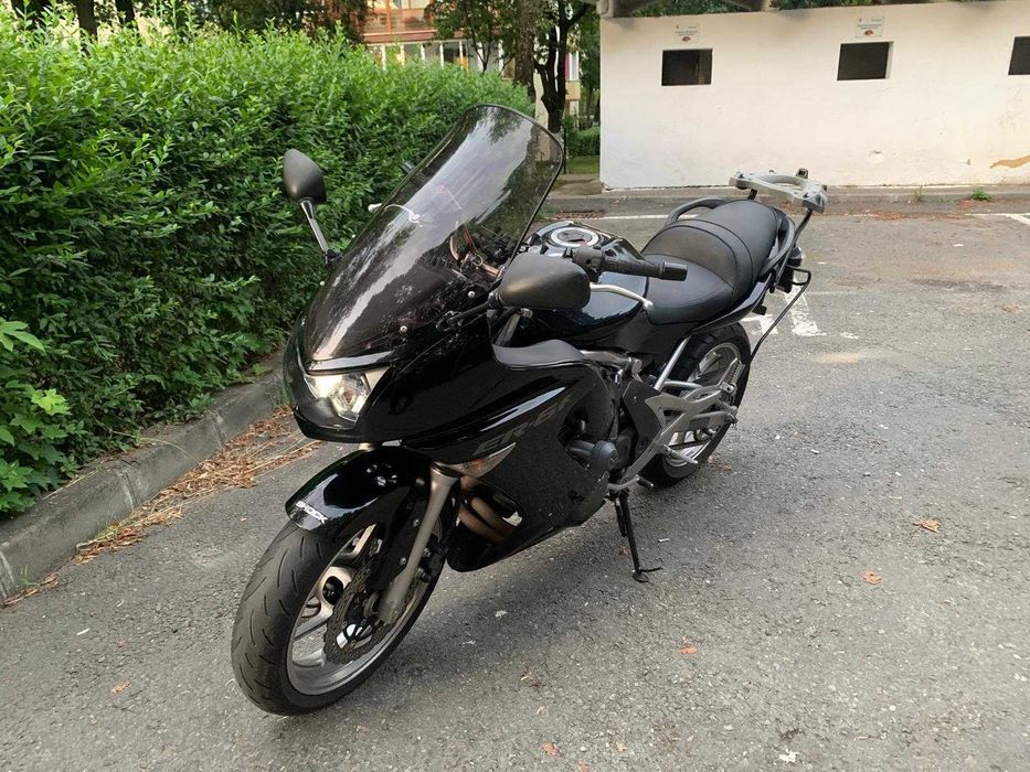 Kawasaki Er6F 2009