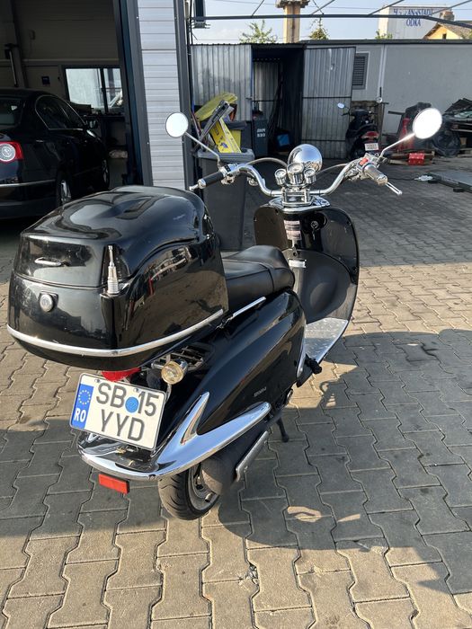 Scuter 125cc injectie, Znen