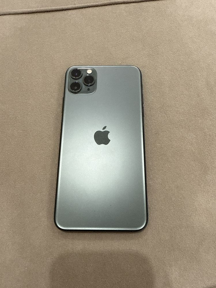 iPhone 11 pro max на 256 гб