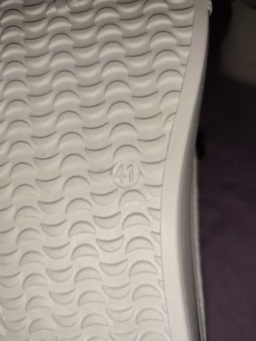 Дамски кожени обувки