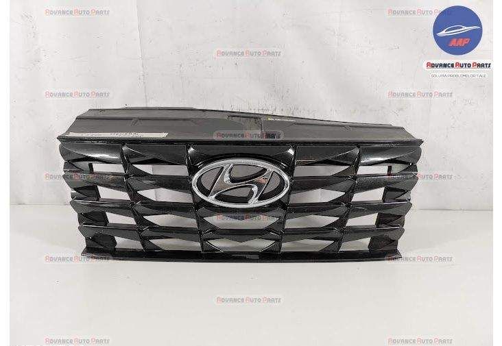 Хюндай Тъксон / Hyundai Tucson Оригинална централна решетка за радиато