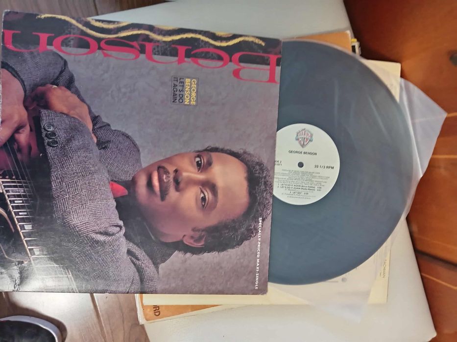 Viniluri originale de vanzare