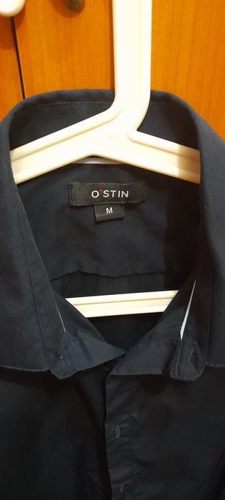 Рубашки мужские разных цветов