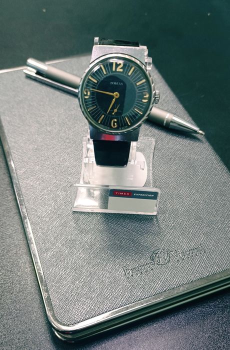 Редкие механические часы «Победа» с оригинальным корпусом