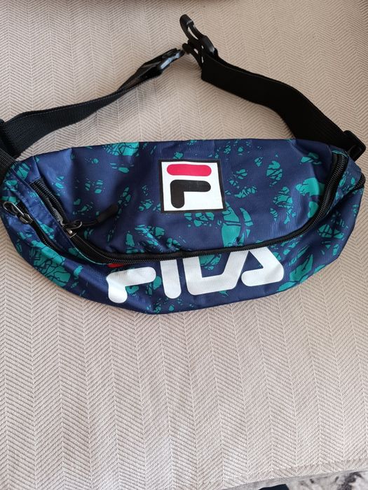 Продам сумку на пояс