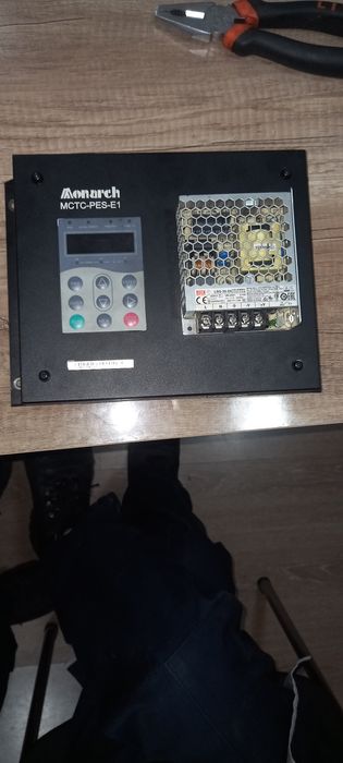 Запчаст эскалатори  новий