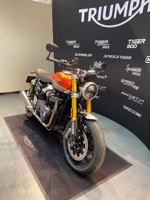 Motocicleta Triumph Speed Twin 1200 RS Second 2025 | Rate | Leasing