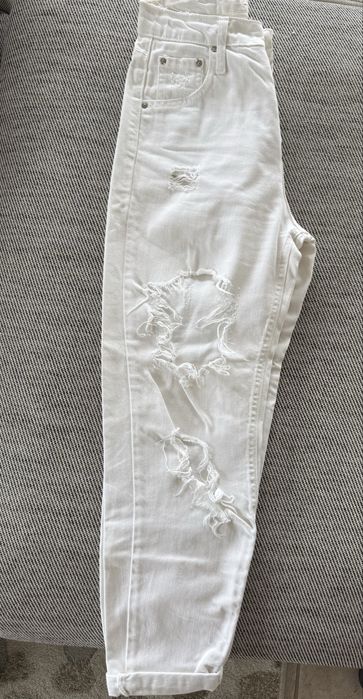 Дънки Stradivarius