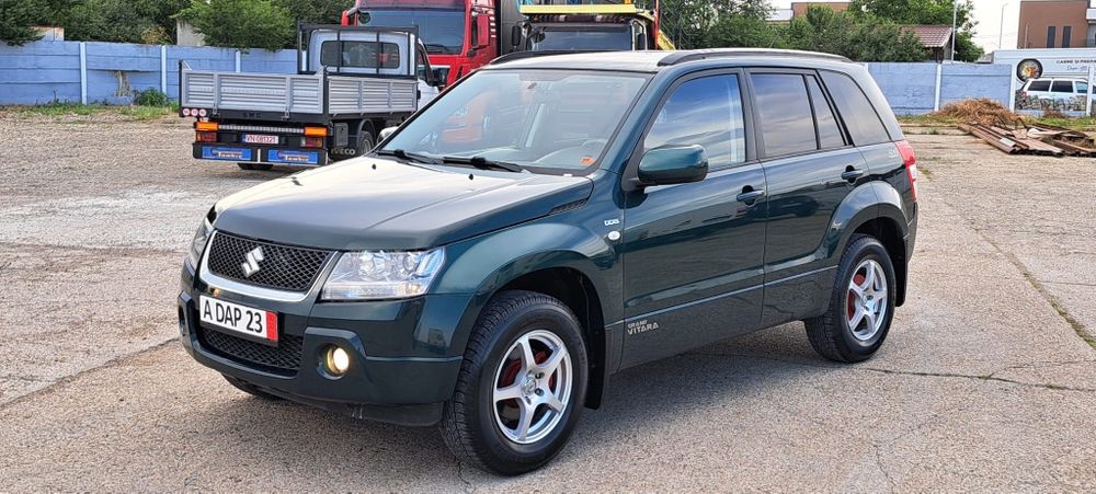 Suzuki Grand Vitara 1.9 DIESEL 4x4 REDUCTOR MIC/MARE an 2010