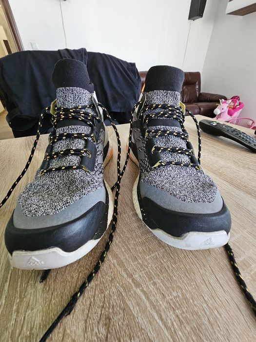 Зимни обувки adidas terrex parley boost