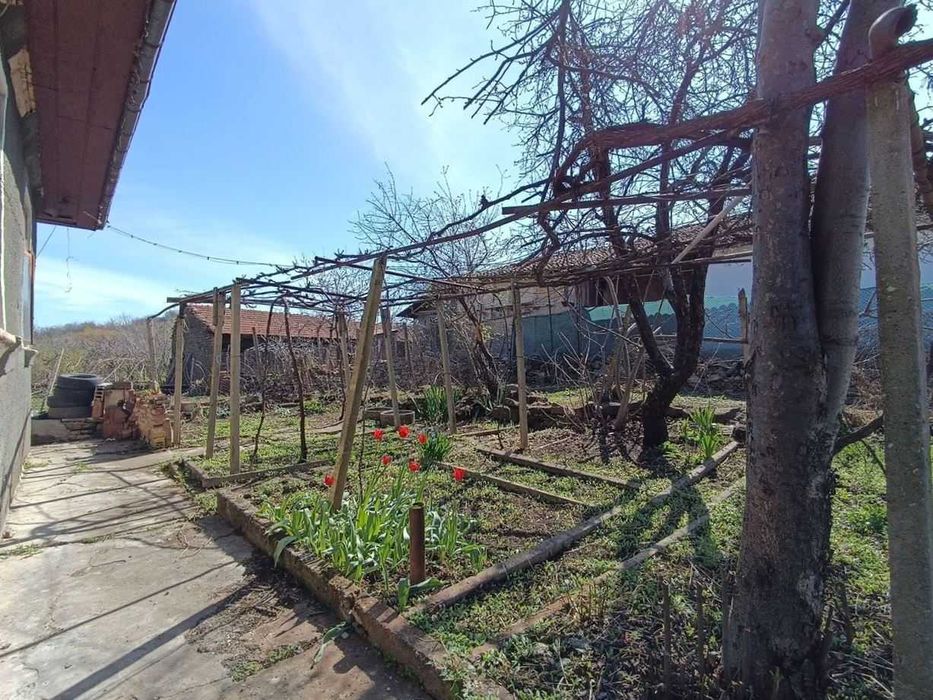 Продава се Къща в с. Драгижево, Област Велико Търново - 70 кв.м за 509 €/кв.м - Снимка #11