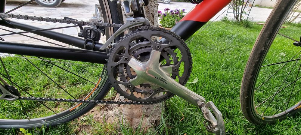 Cursiera Canyon full ultegra schimb sau vand .