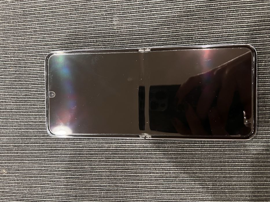 Samsung Z Flip 4