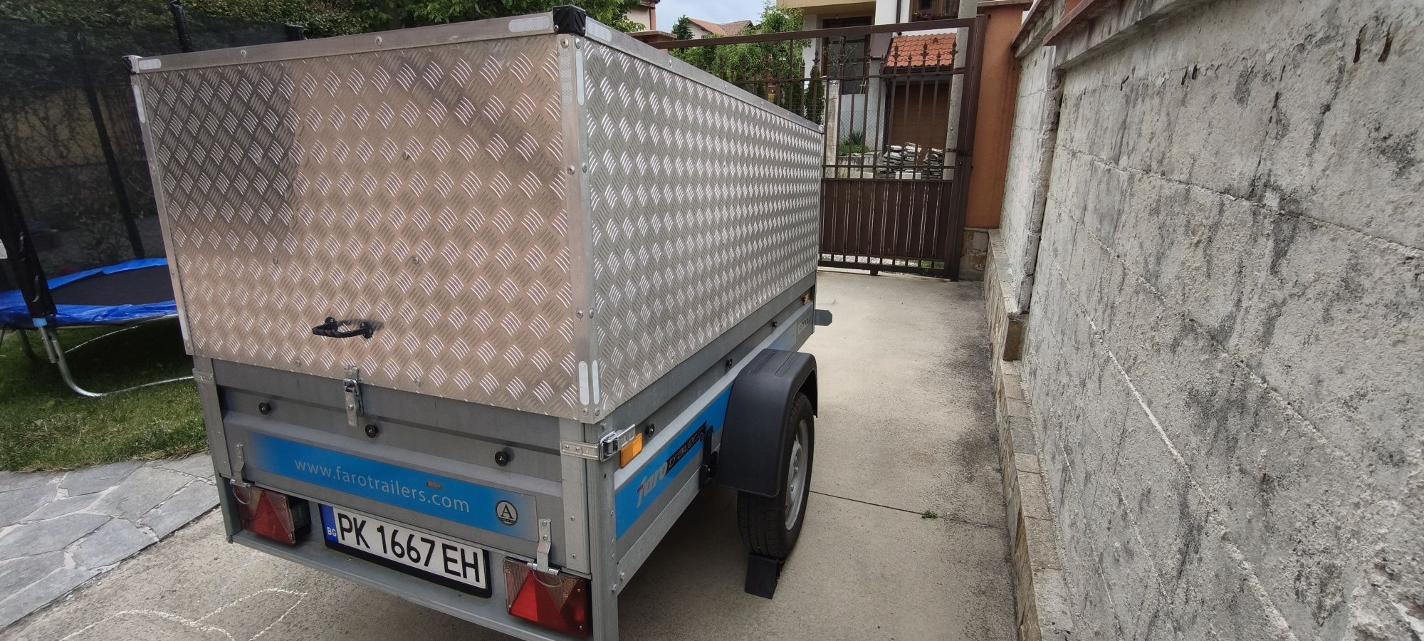 Ремарке Faro Trailers Ponous
