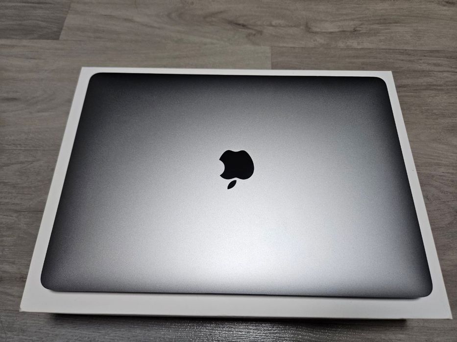 Macbook M1 pro 128 gb 8Gb ram korea 13inch