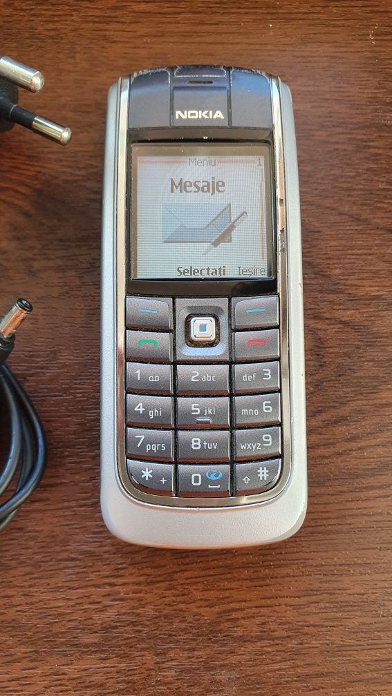 Nokia 6020 + incarcator, functional