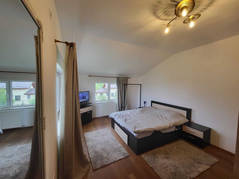 Vila renovata in Teghes 4 camere