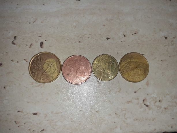 vand colectionalilor 4 monede de 20,10,5 2000,2002 euro cenți