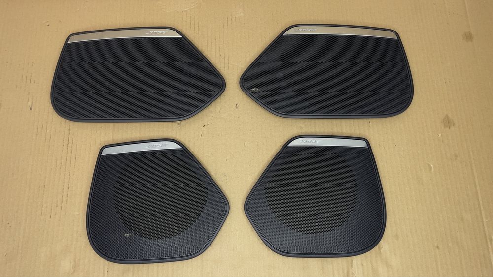 Решетки BOSE AUDI A7 4G