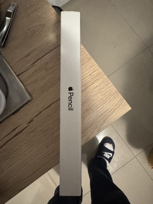 Pencil Aplle nou la cutie pentru cunoscatori pentru ipod