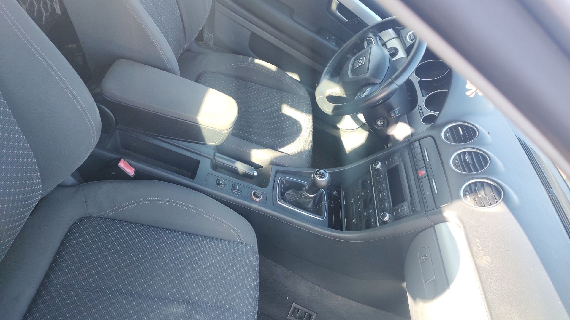 Vând Seat exeo pentru dezmembrare sau repararea