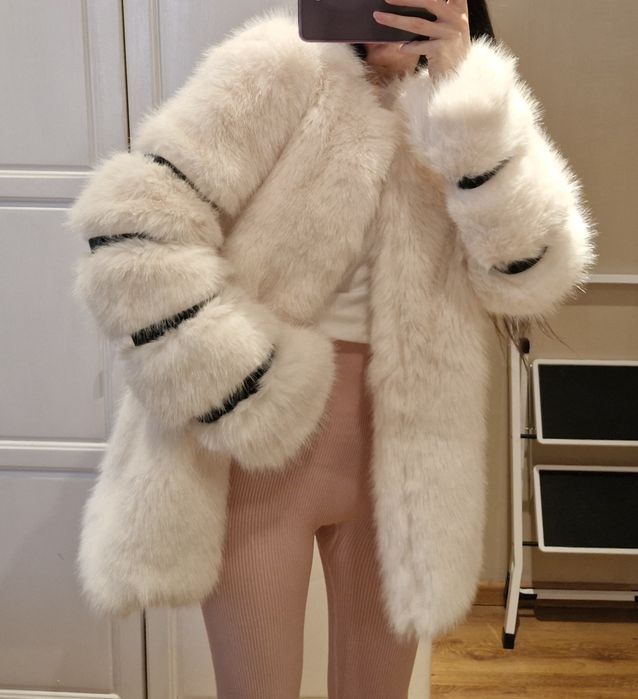 ново дамско палто с косъм