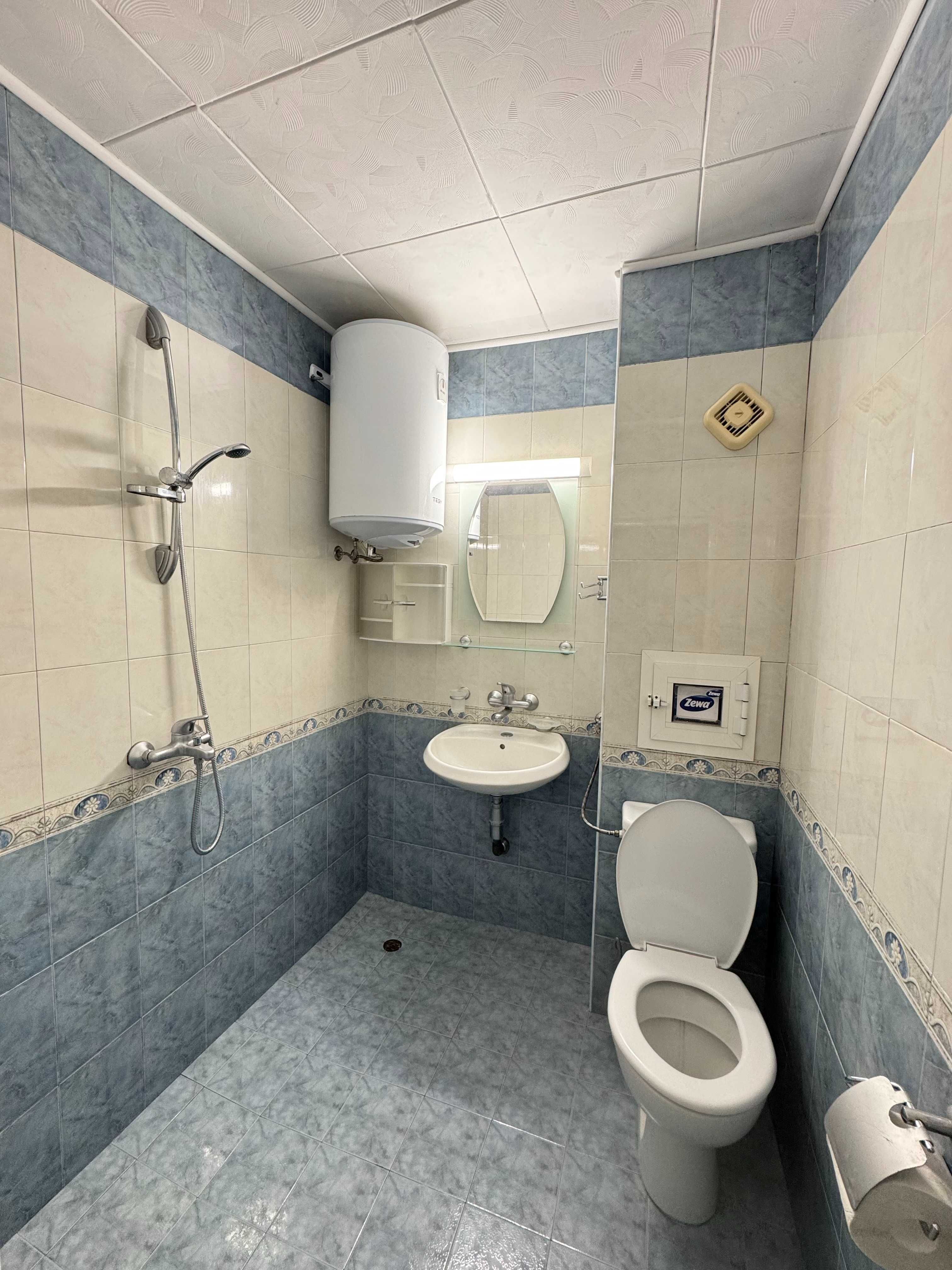 Продава се 3-стаен апартамент - 71 кв.м, кв. Възраждане, Бургас