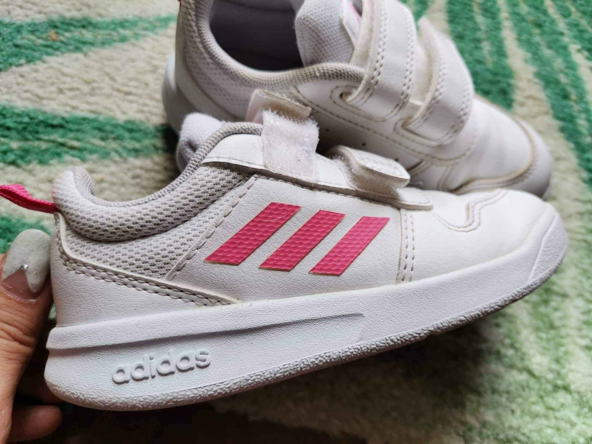 Детски маратонки Adidas Tensaur I