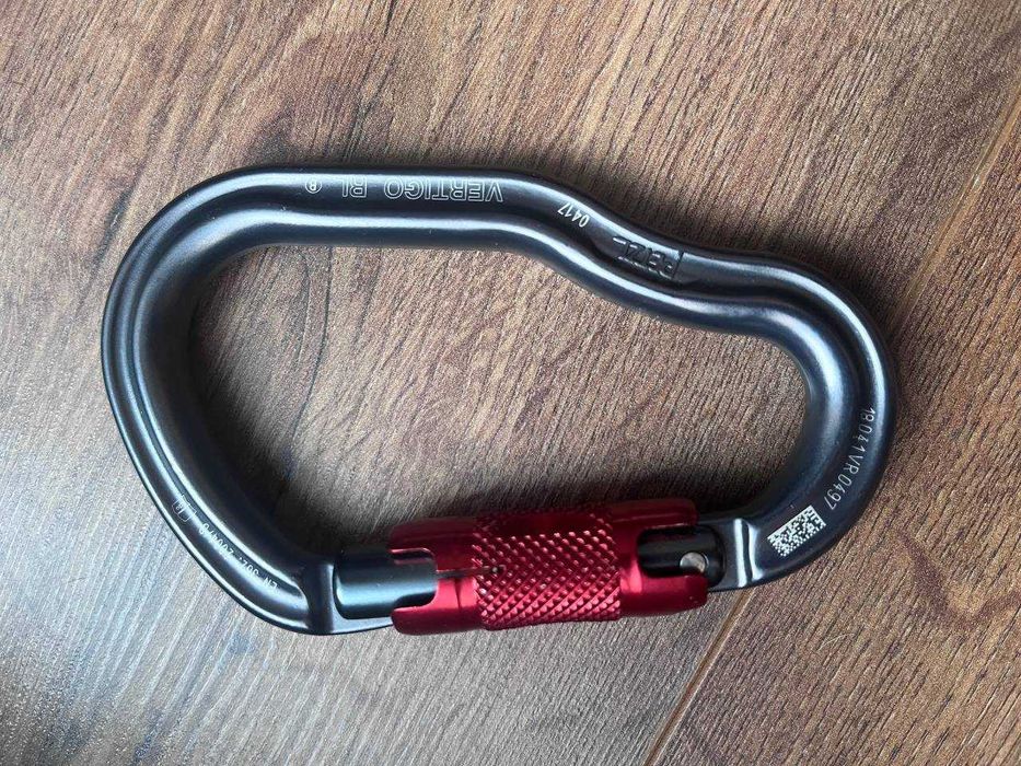 Карабин Petzl Vertigo Twist Lock – нов, с минимални козметични следи