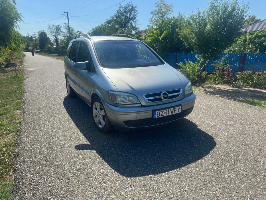 Opel Zafira 2.0 CDTI / 7 locuri / Mașină de familie / 2004