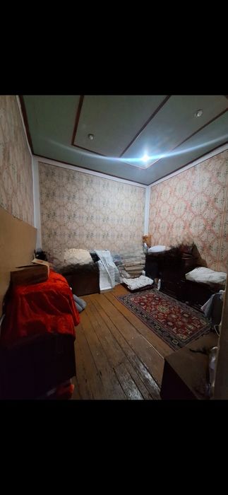 Трех комнатная квартира в общем дворе