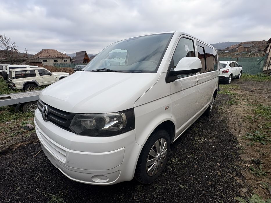 Vw t5 facelift 2.0 tdi 9 locuri