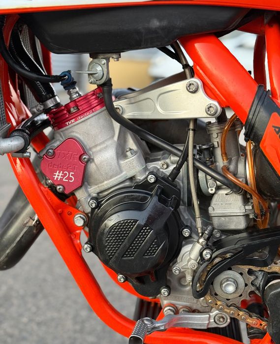 Vând KTM 125 SX 2 timpi Power valve/2022/TUNING/4350€neg!