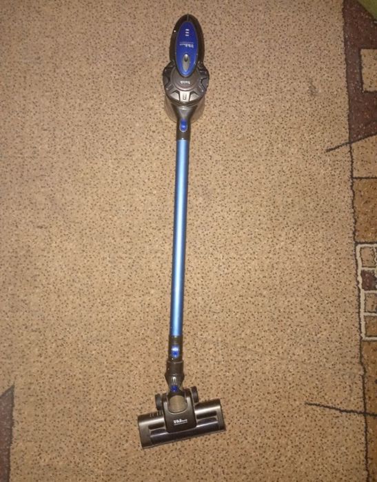 Продам Пылесос Trikli Swish