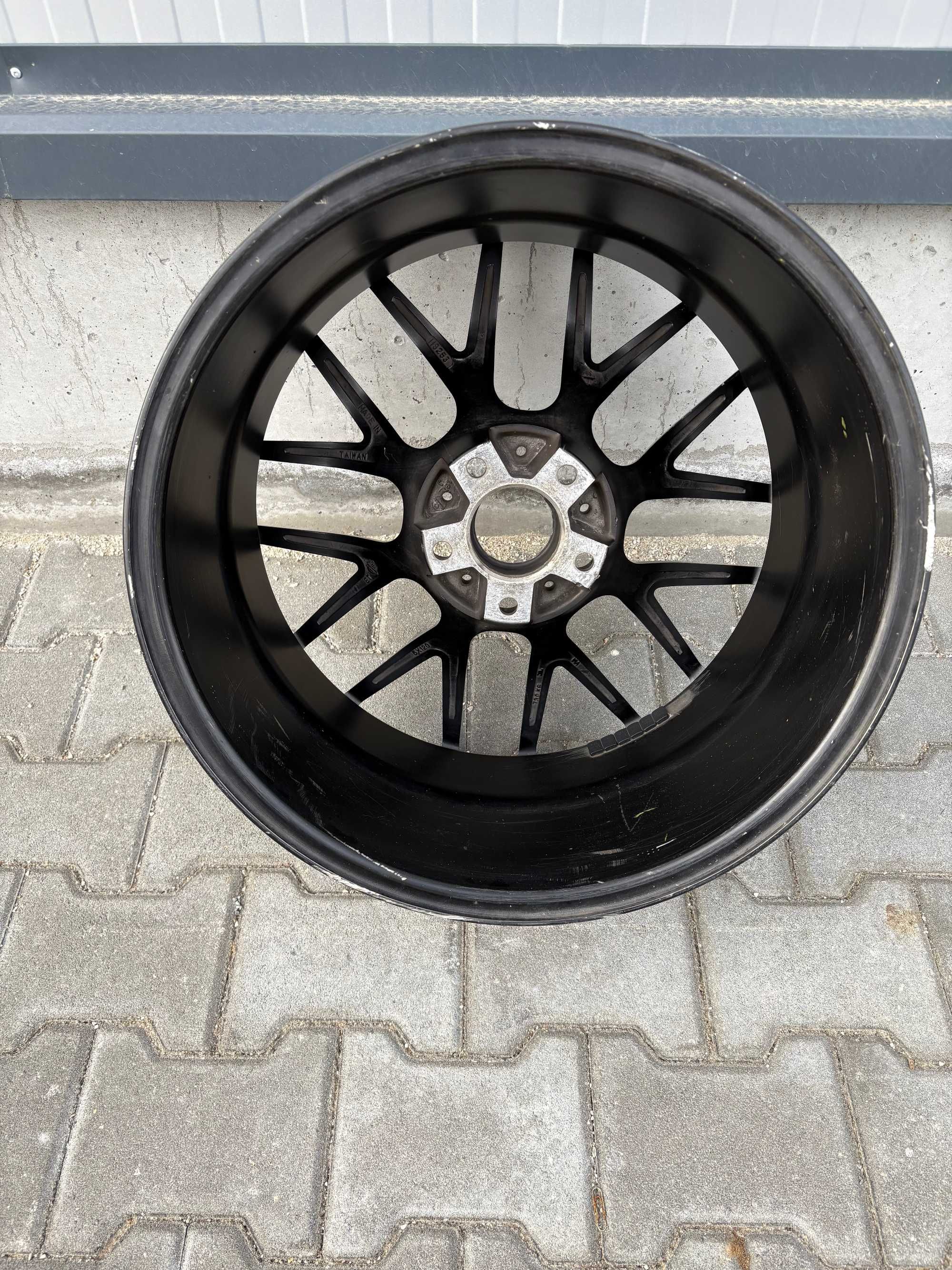 Джанта алуминиева 5х120 БМВ Е90 Е92
